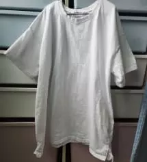 17호 가지고 있는데 이번에 한 사이스업 해서 샀는데 허벅지를 다 덮어버리네용 ㅎㅎ 이