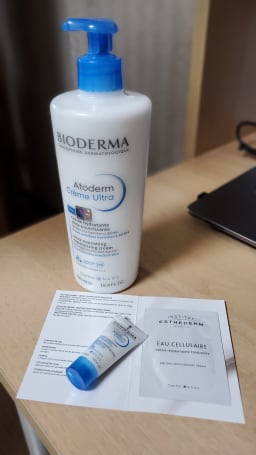 아토피 피부 화장품 추천! 바이오더마 아토덤 울트라크림 500ml+200ml 바디로션으로 사용해요. 10